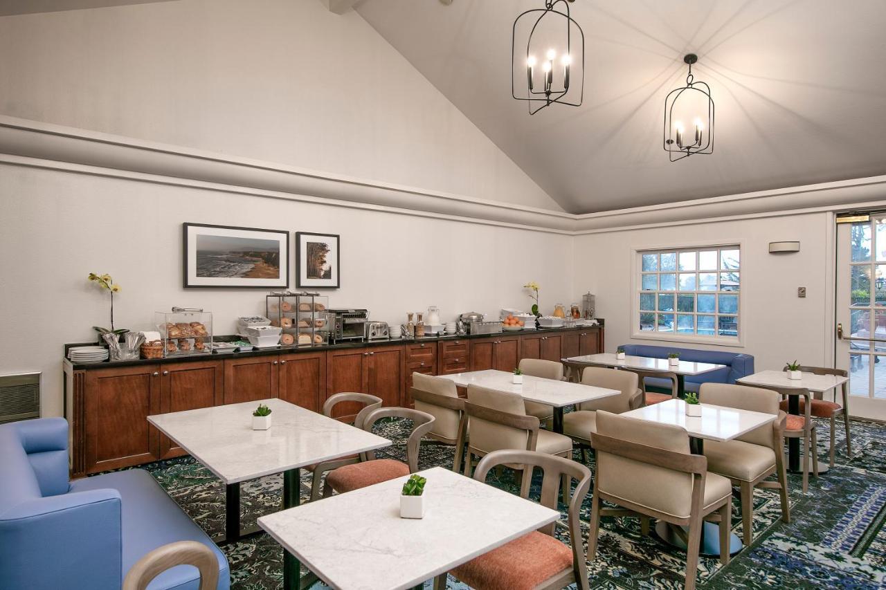 Half Moon Bay Lodge מראה חיצוני תמונה