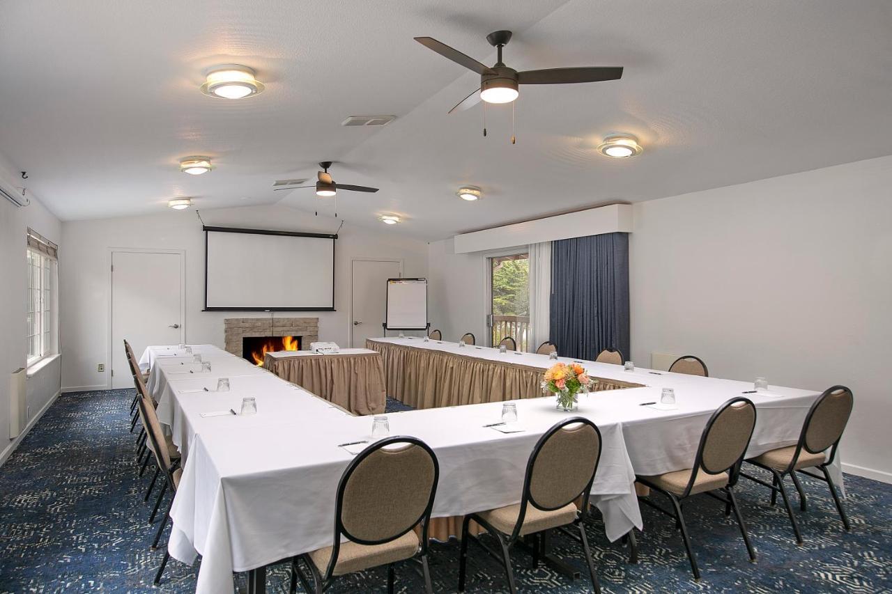 Half Moon Bay Lodge מראה חיצוני תמונה